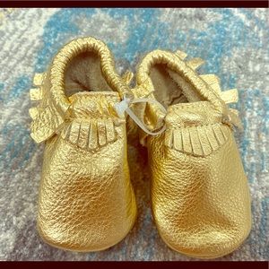 Freshly Picked Gold Mocc.